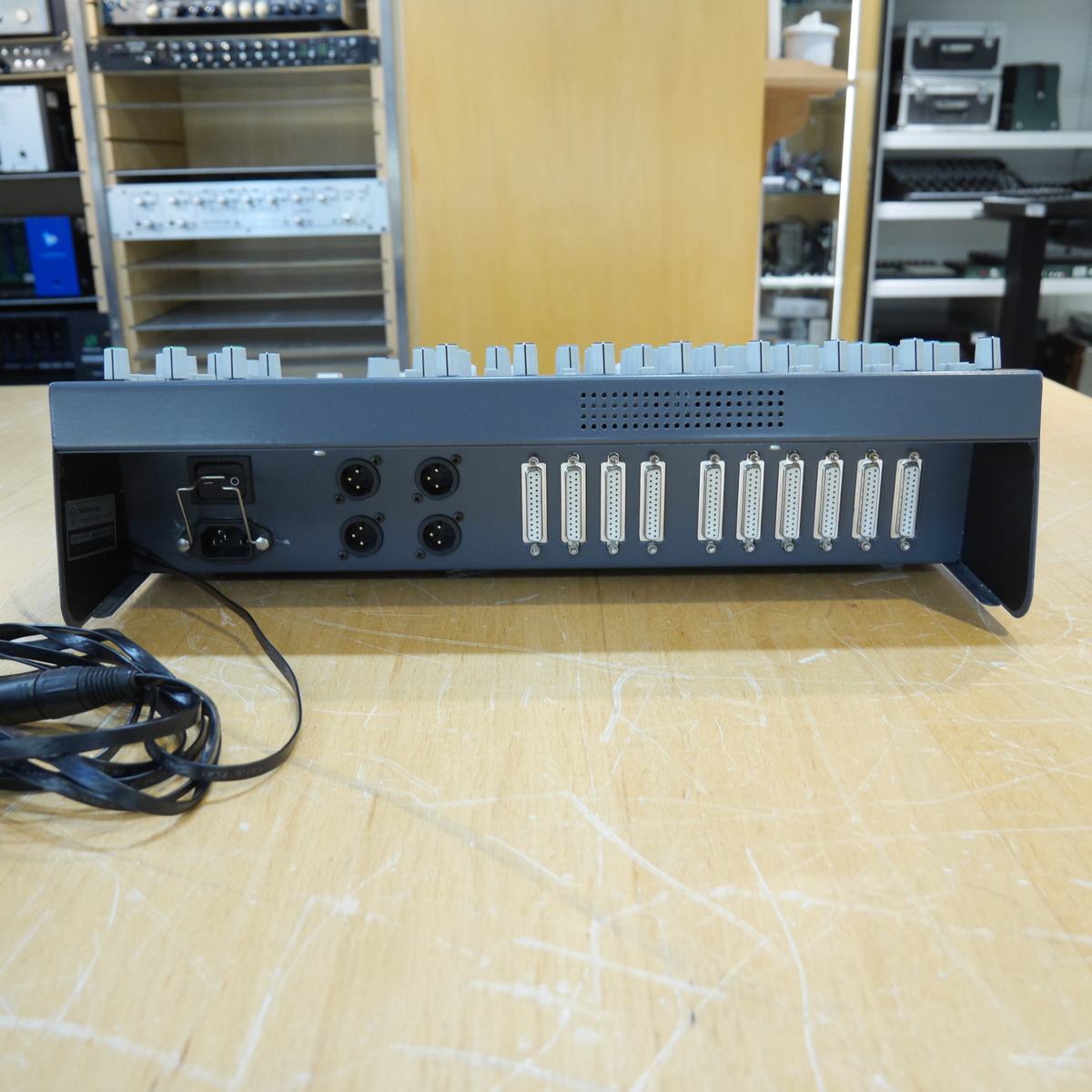 X-Desk
