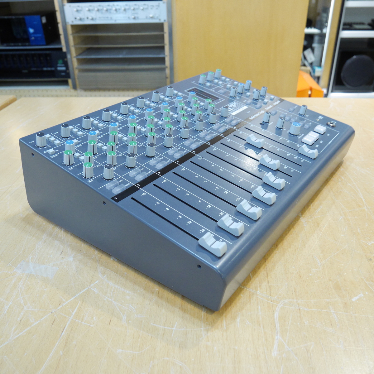 X-Desk