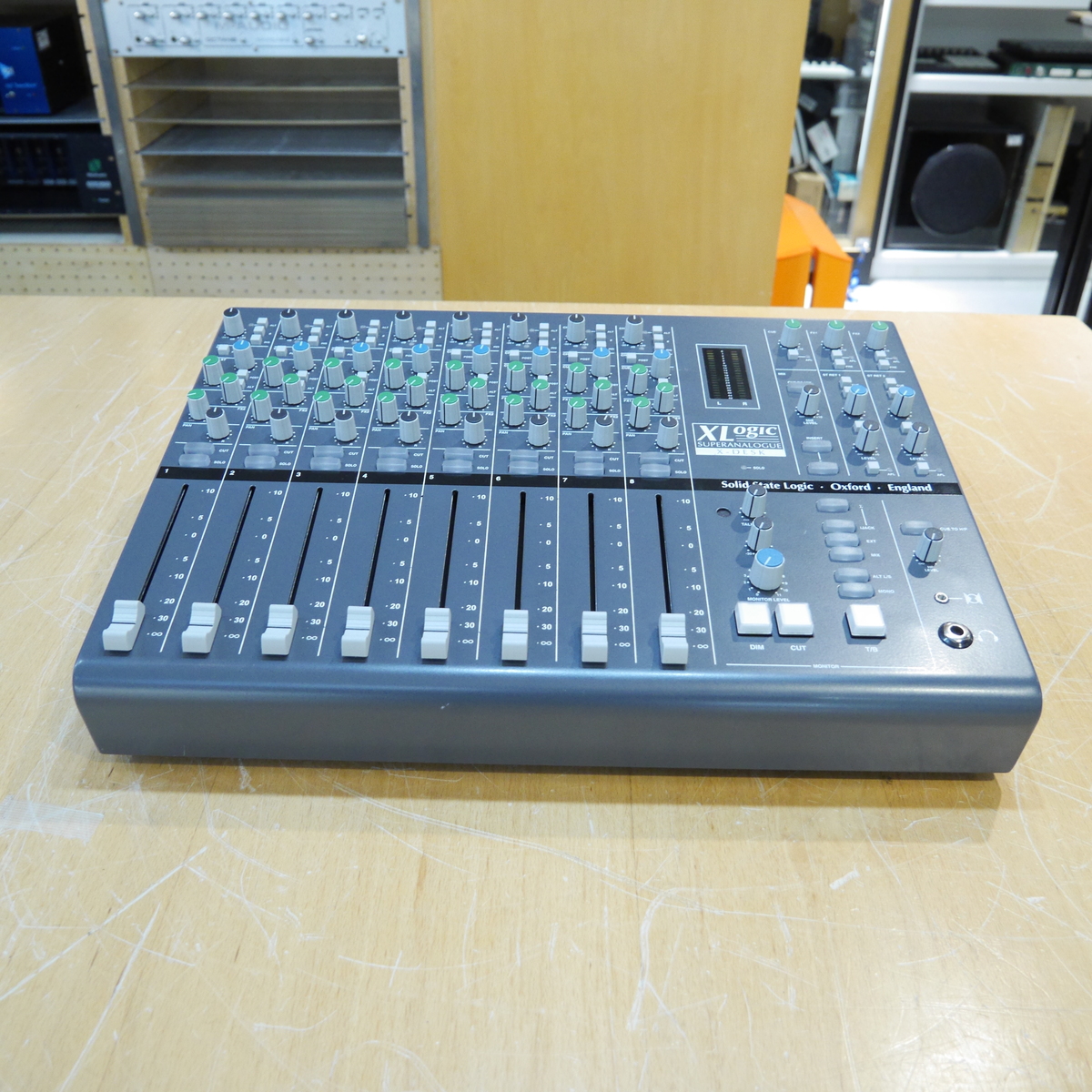 X-Desk
