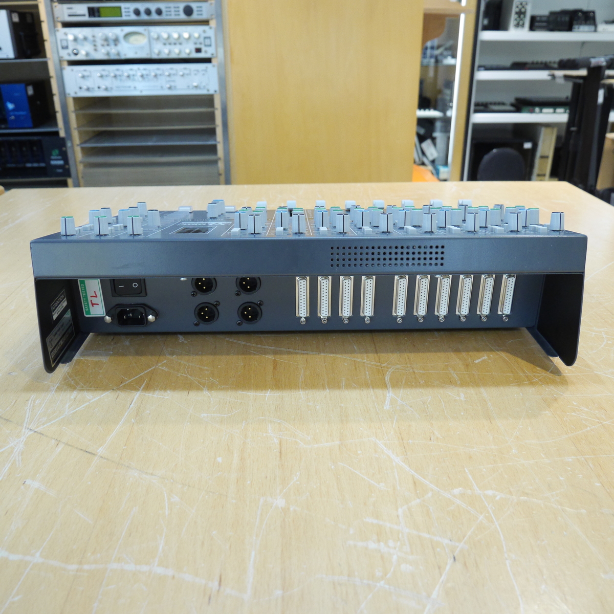 X-Desk