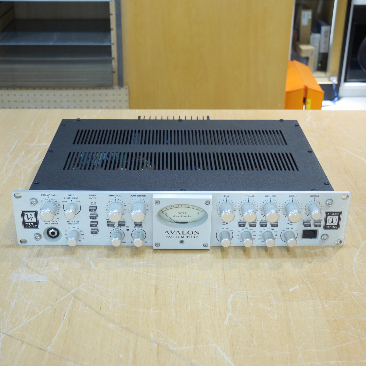 VT-737 SP SILVER