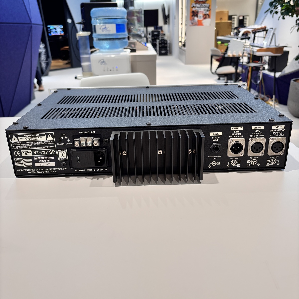 VT-737 SP SILVER