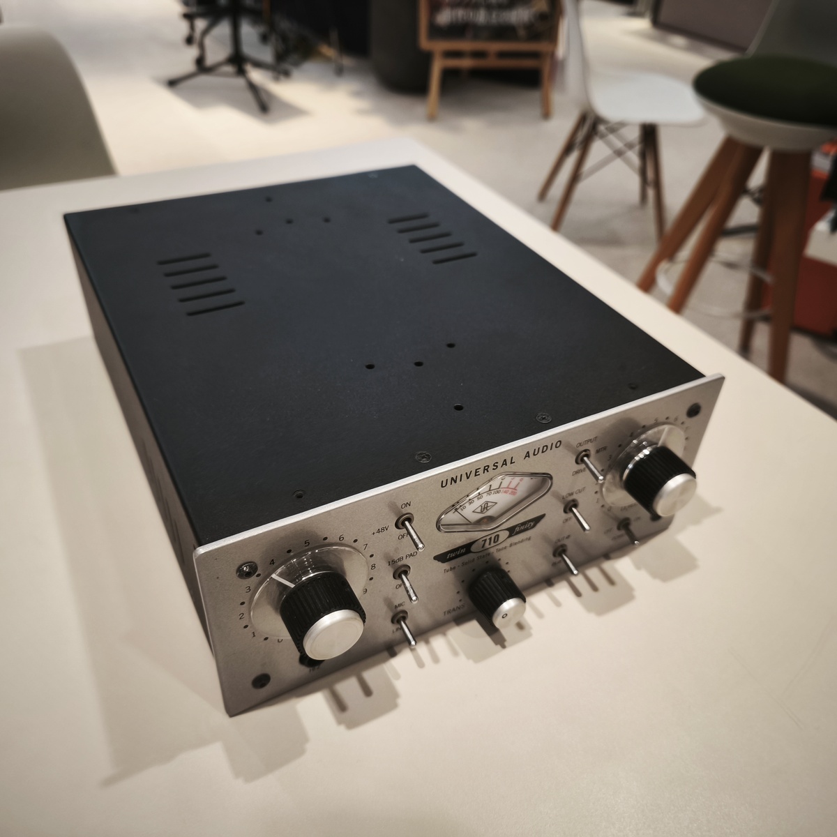 710 Twin-Finity