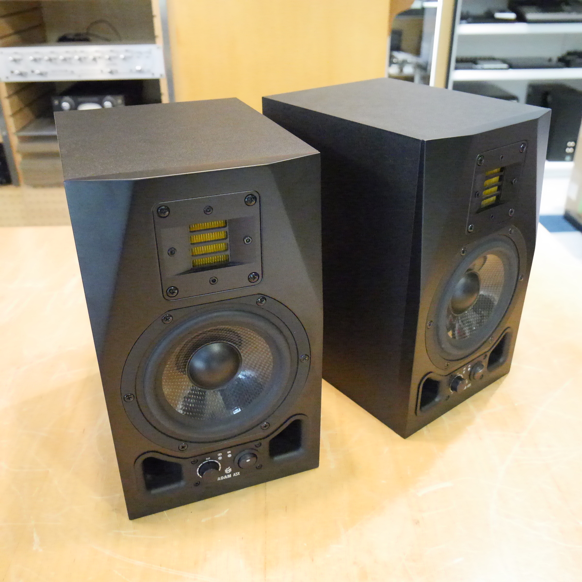 Amazon | ADAM Audio A7X モニタースピーカー 1台 アダム
