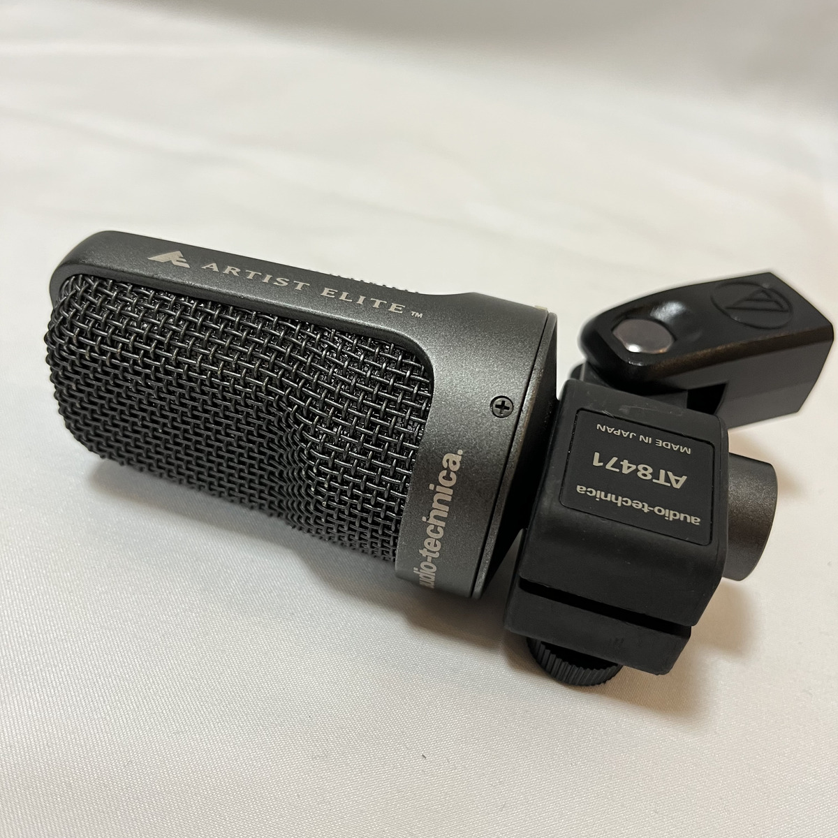 AE3000