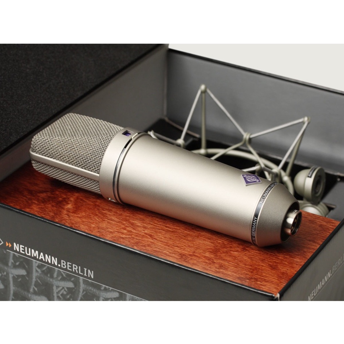 U87Ai Studio Set 未開封品