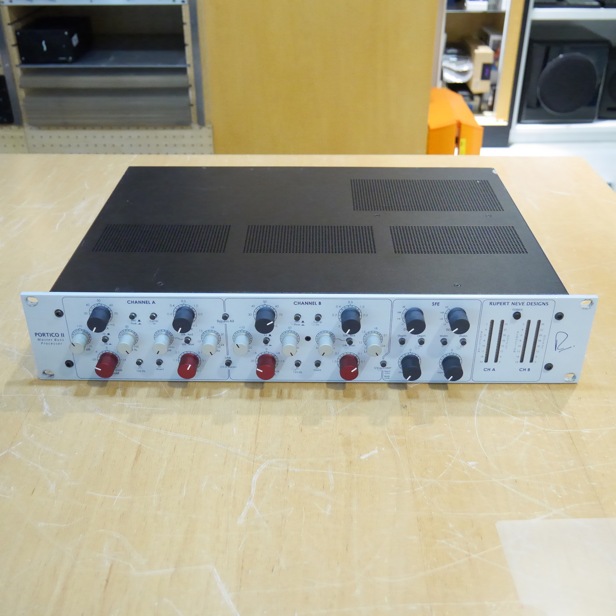 Portico II Master Buss Processor
