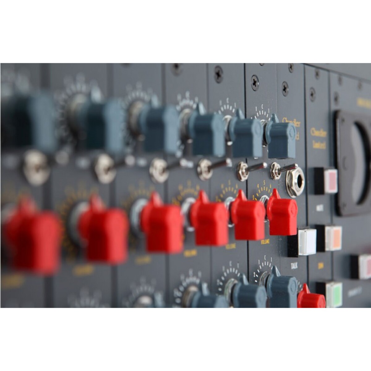 TG Rack Mixer