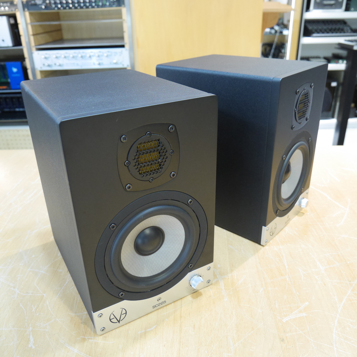 SC205 (1Pair)