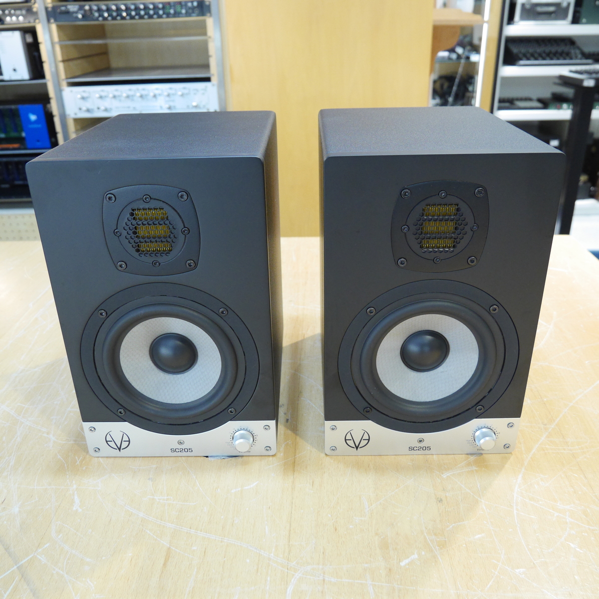 SC205 (1Pair)