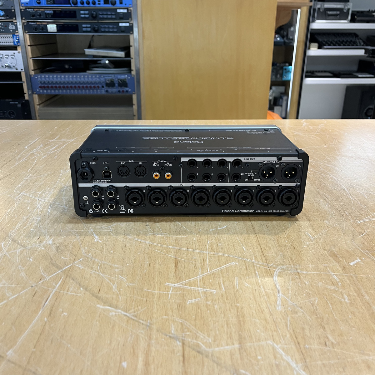 UA-1610  STUDIO-CAPTURE