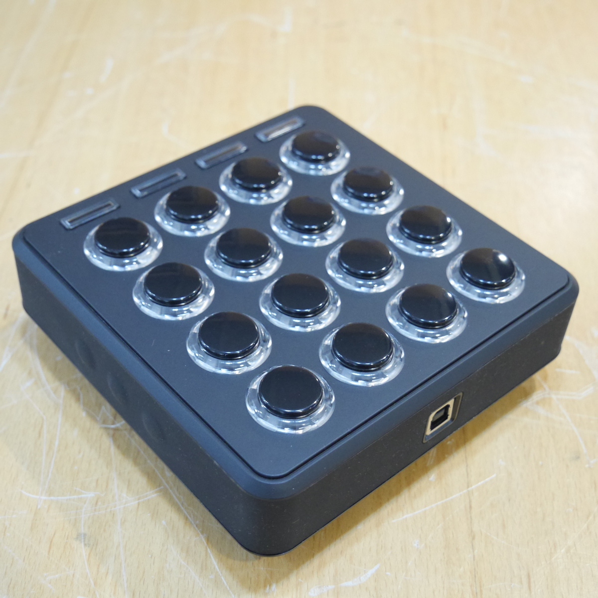 Midi Fighter 3D | Rock oN Line eStore