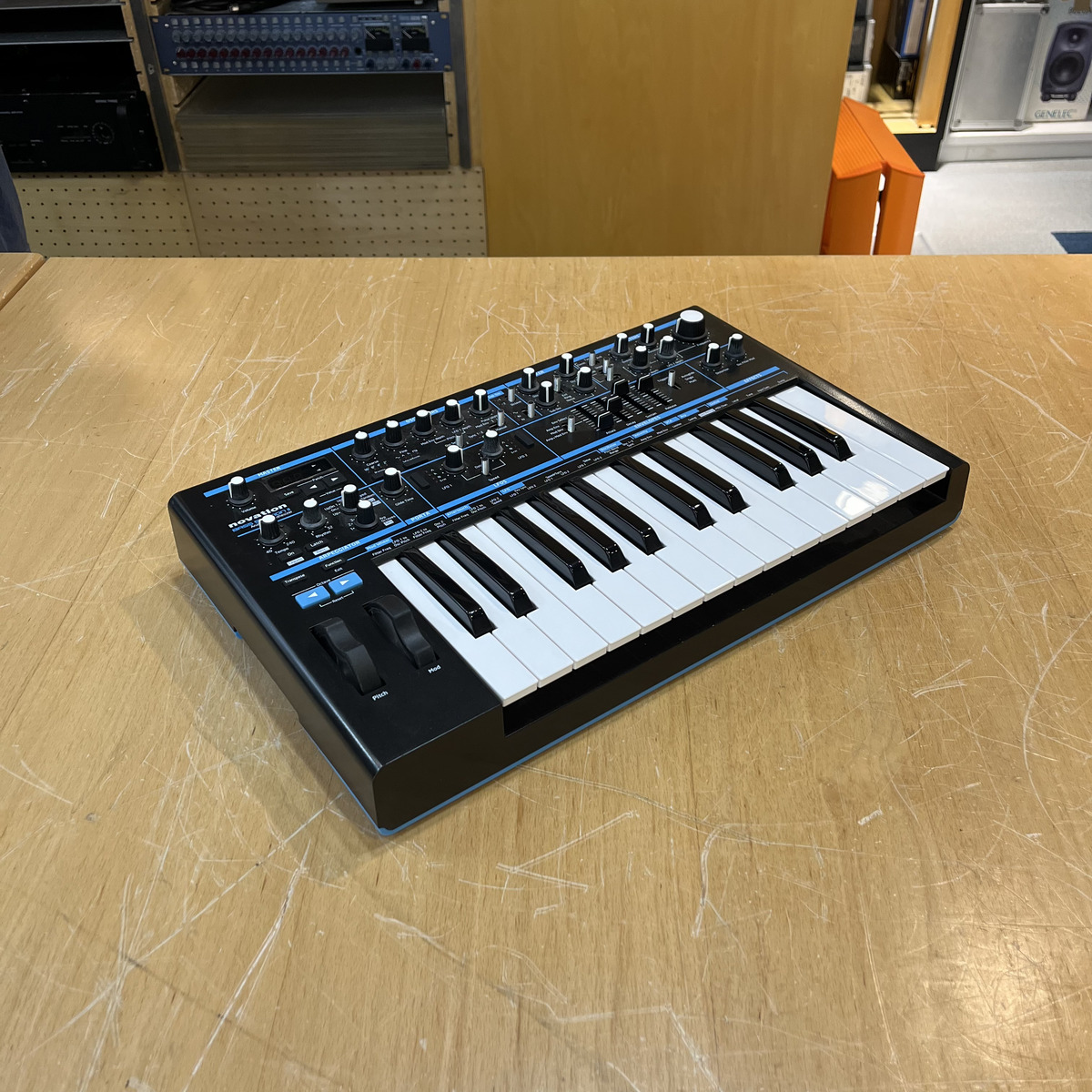 Bass Station II