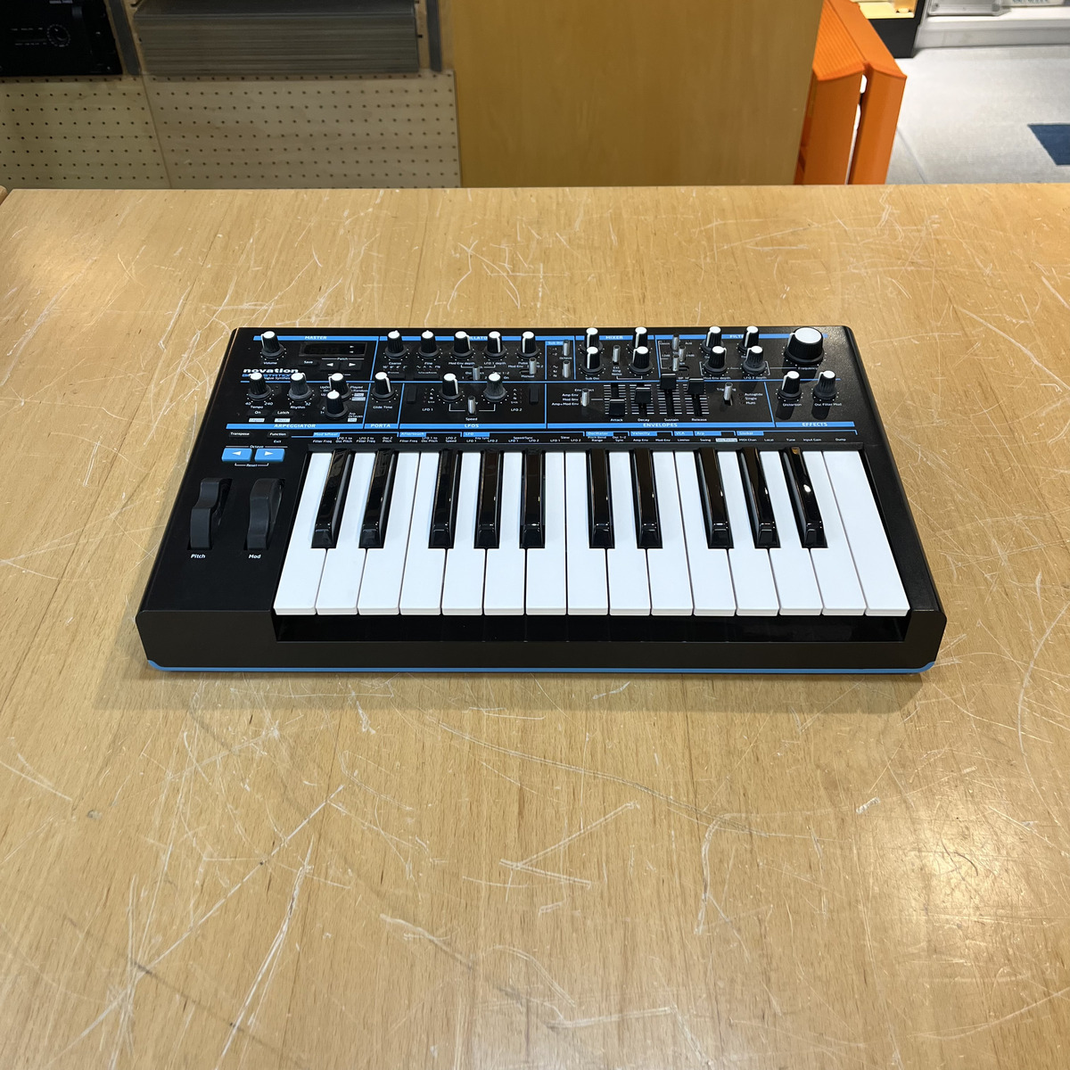 Bass Station II