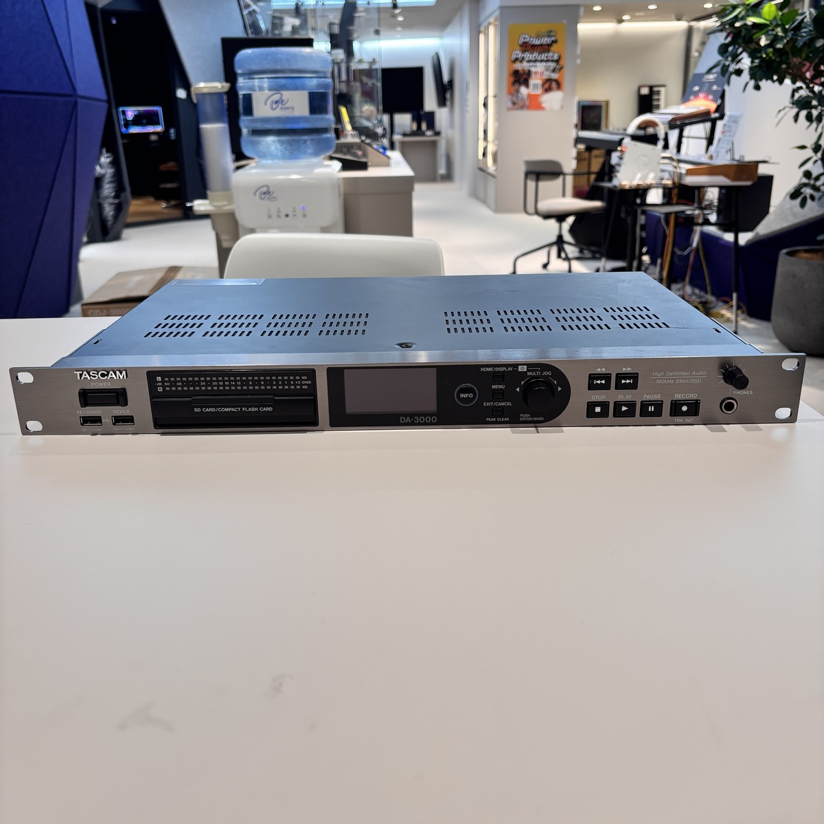 DA-3000