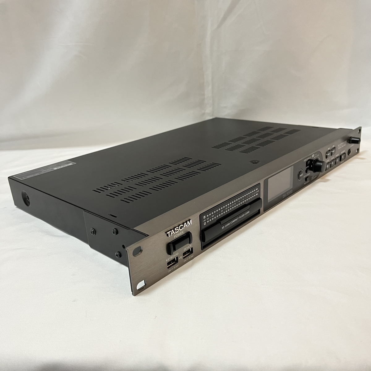 DA-3000