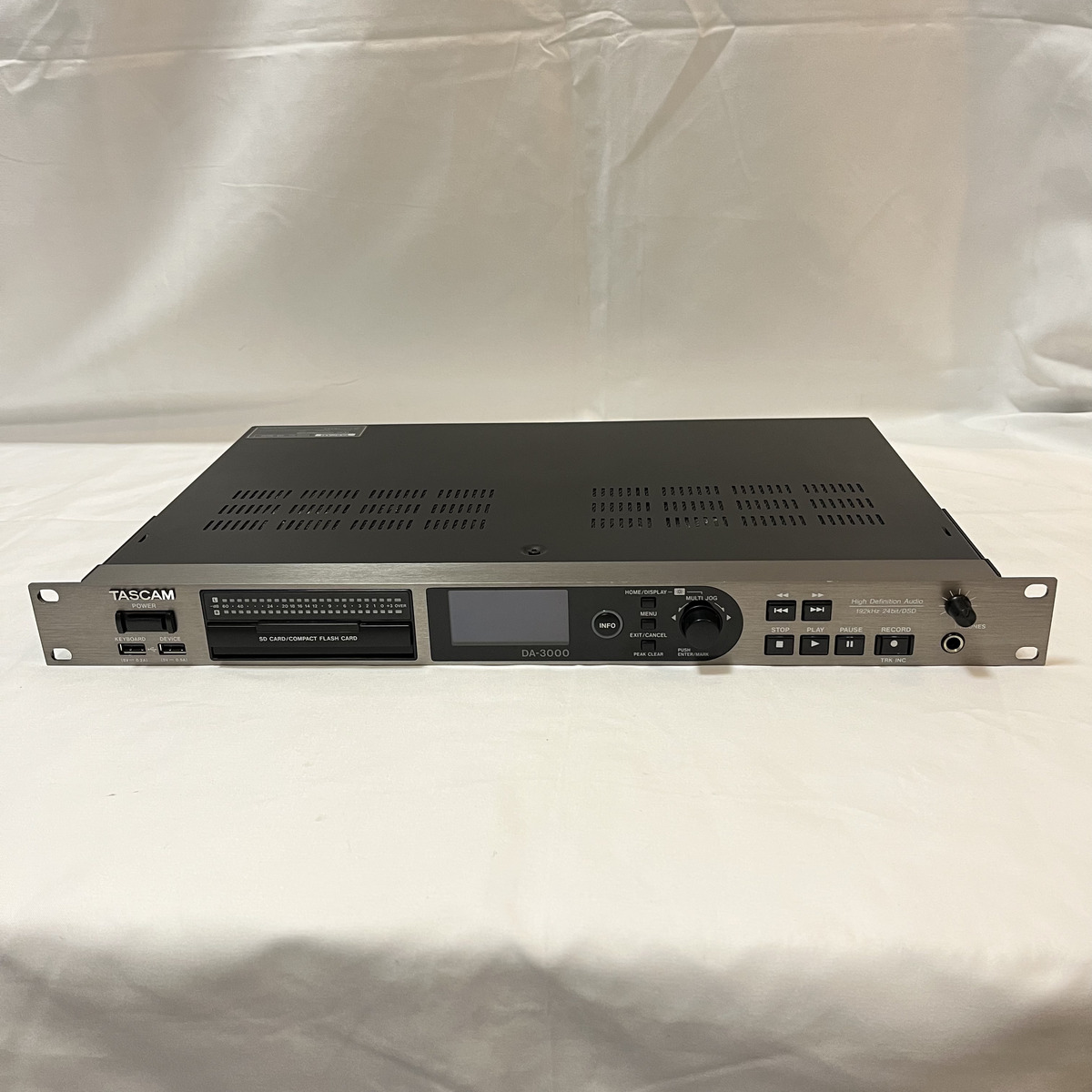 DA-3000