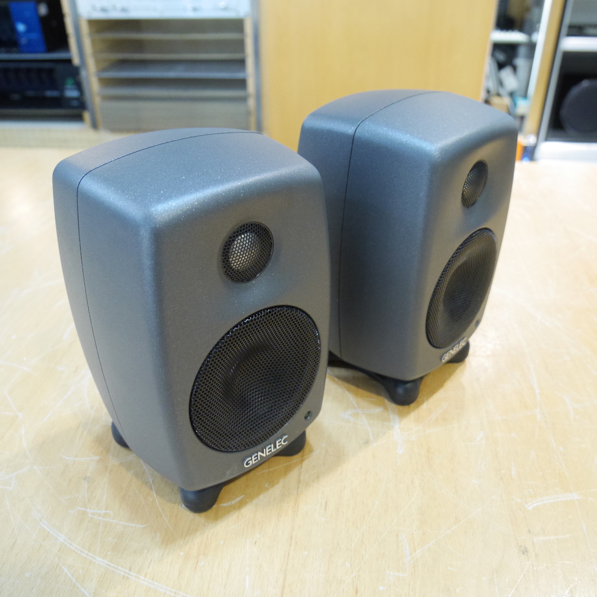 8010APM(1pair)