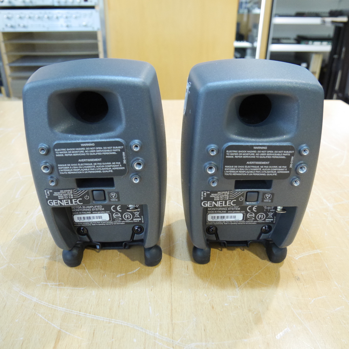 8010APM(1pair)