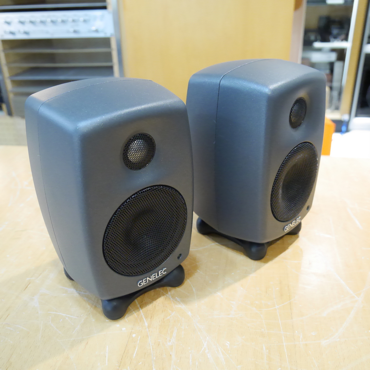 8010APM(1pair)