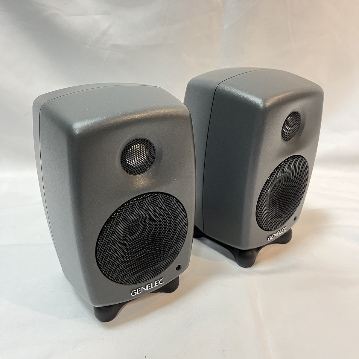 8010APM(1pair)