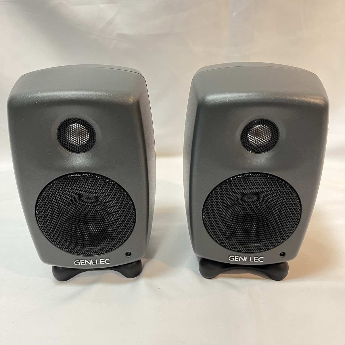 8010APM(1pair)
