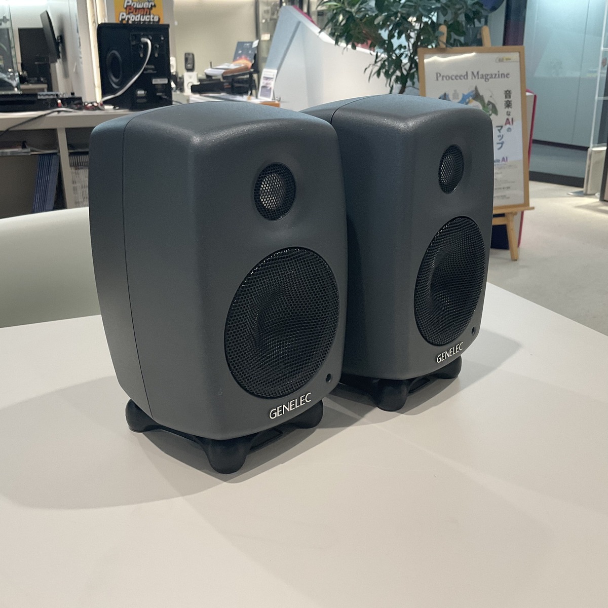 8010APM(1pair)