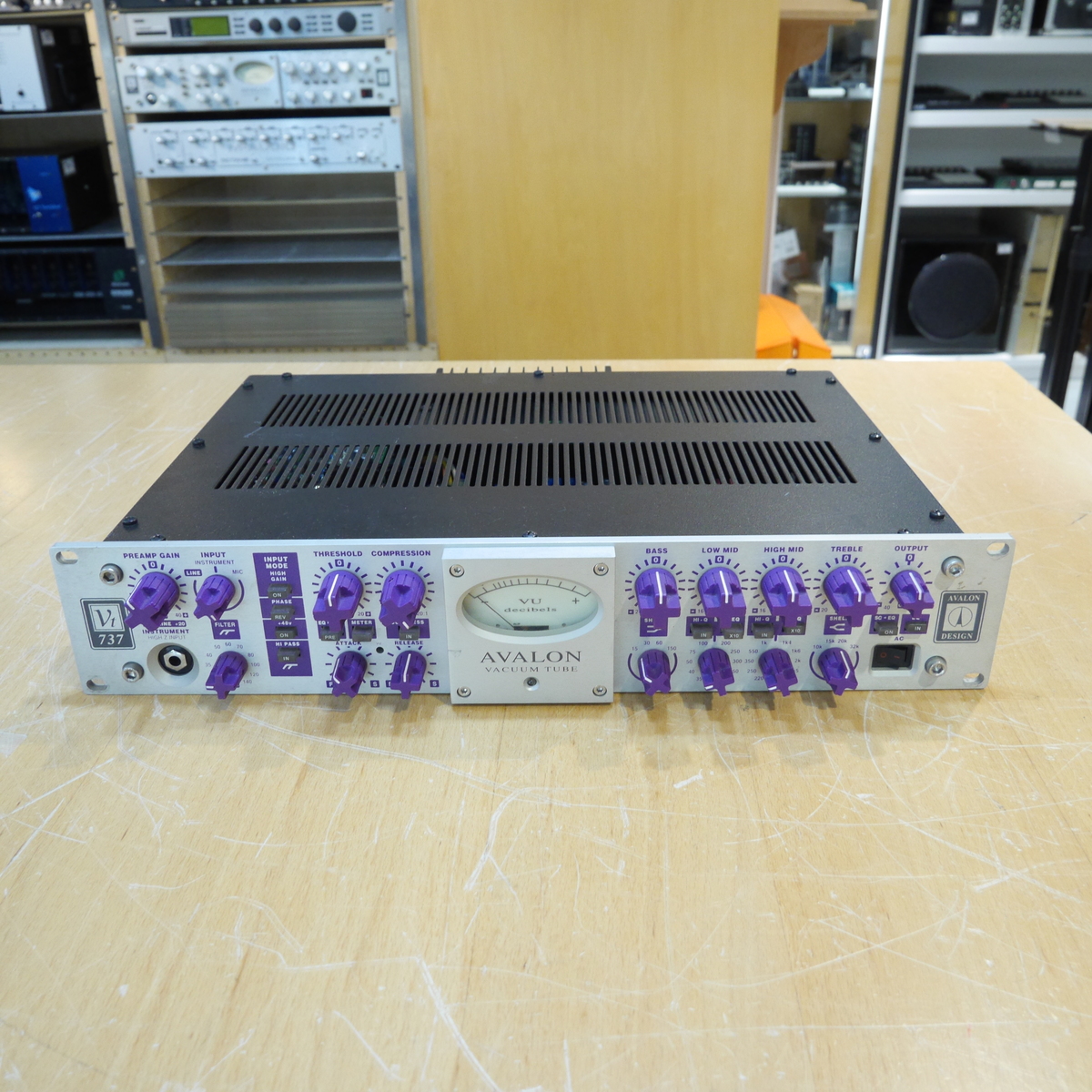 VT-737