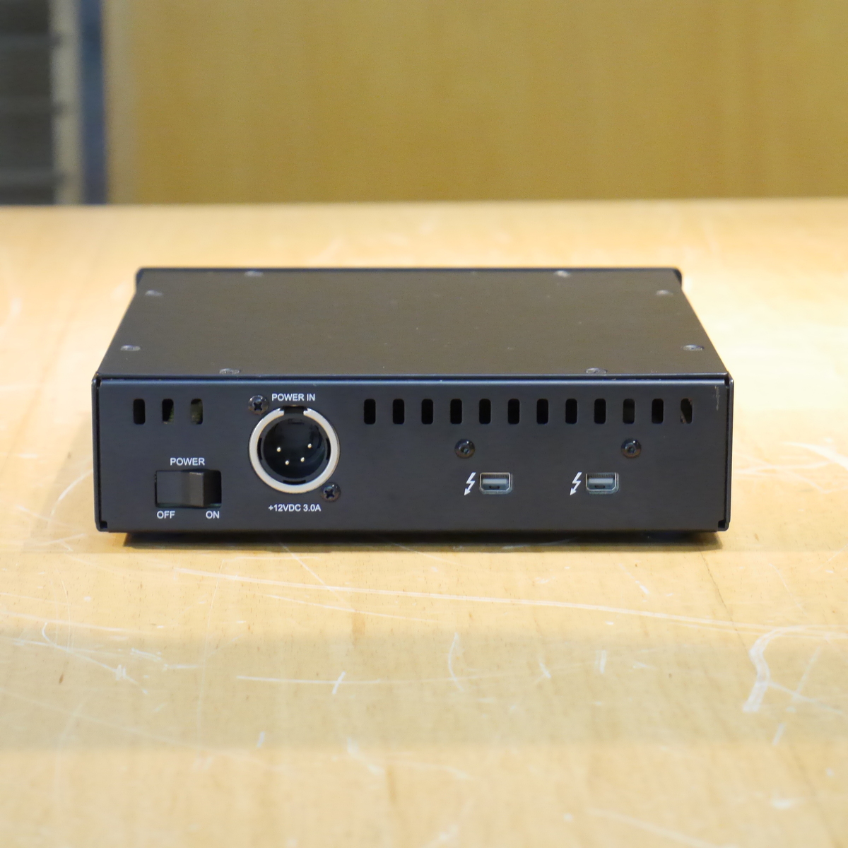 UAD-2 SATELLITE THUNDERBOLT QUAD CORE