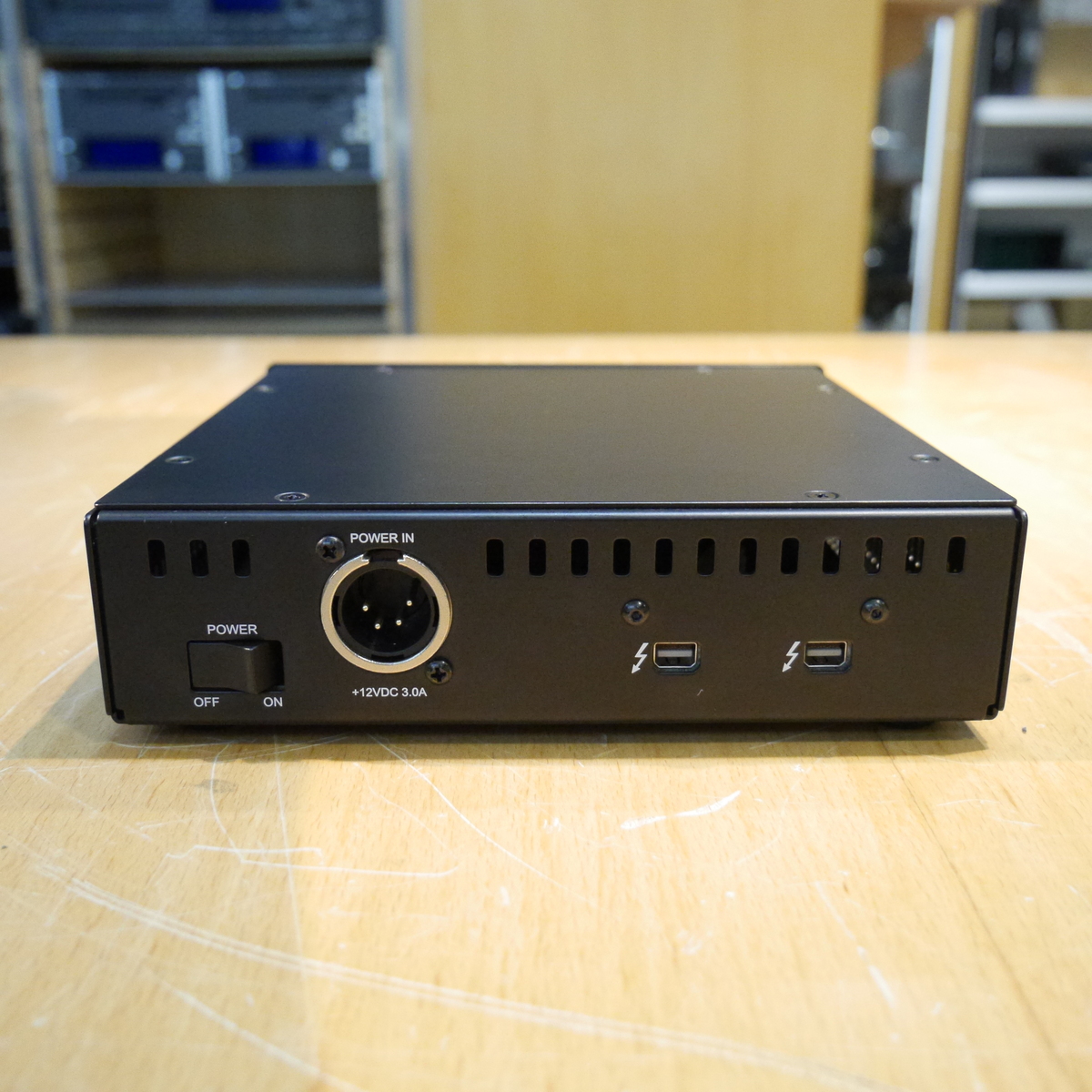 UAD-2 SATELLITE THUNDERBOLT OCTO CORE