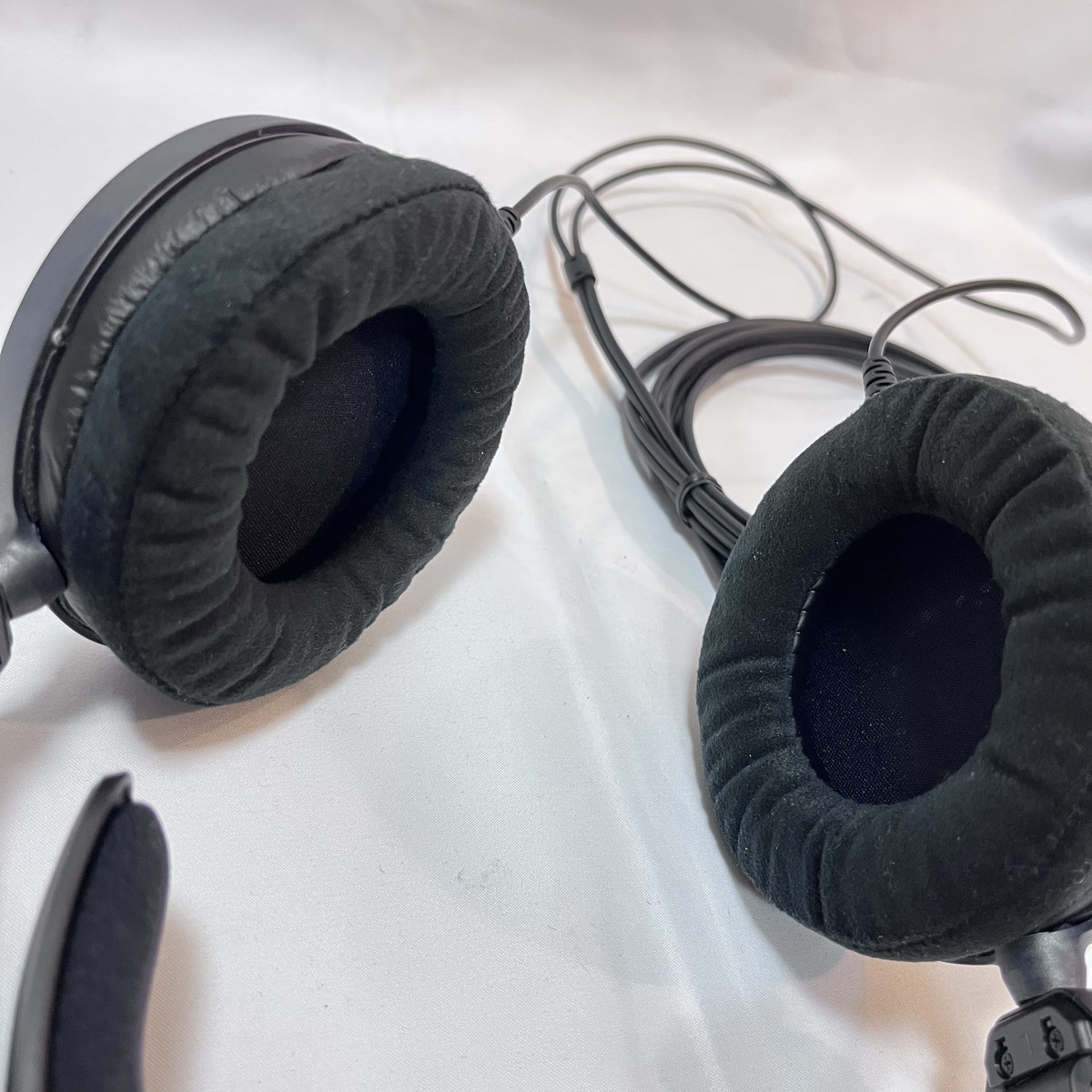 ATH-R70x