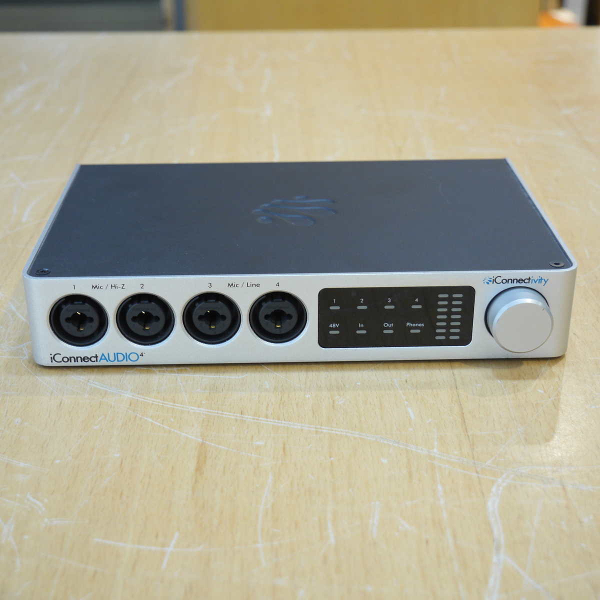 iConnectAUDIO4+