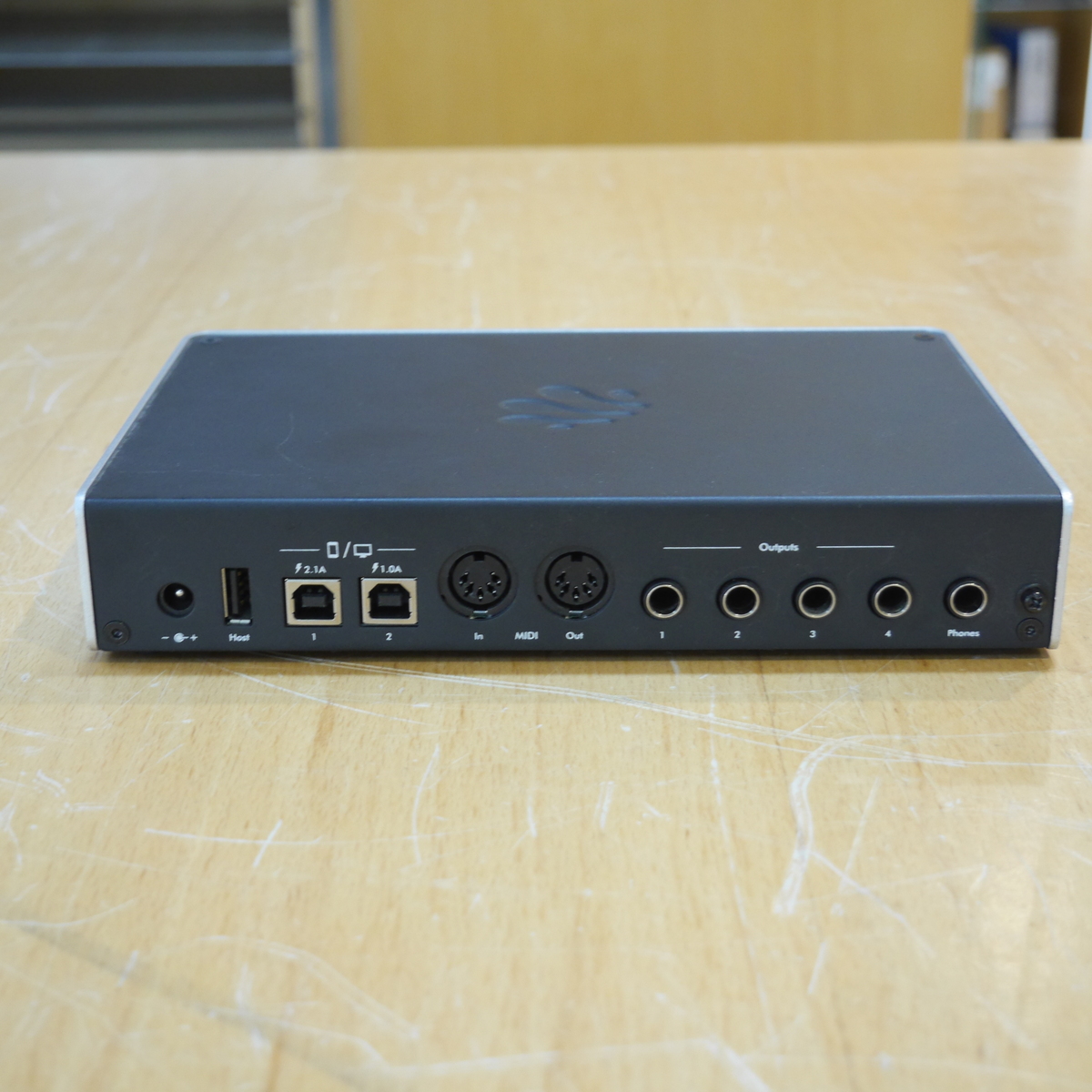 iConnectAUDIO4+