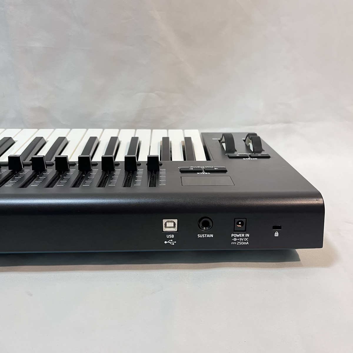Launchkey 61 mkII