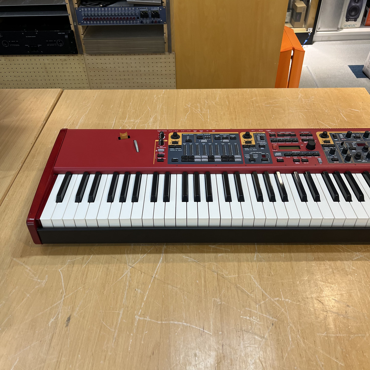 NORD STAGE 2 EX 88