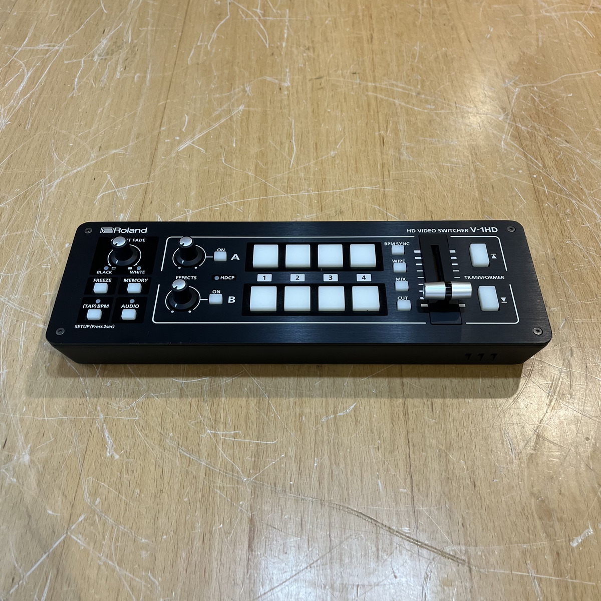 V-1HD