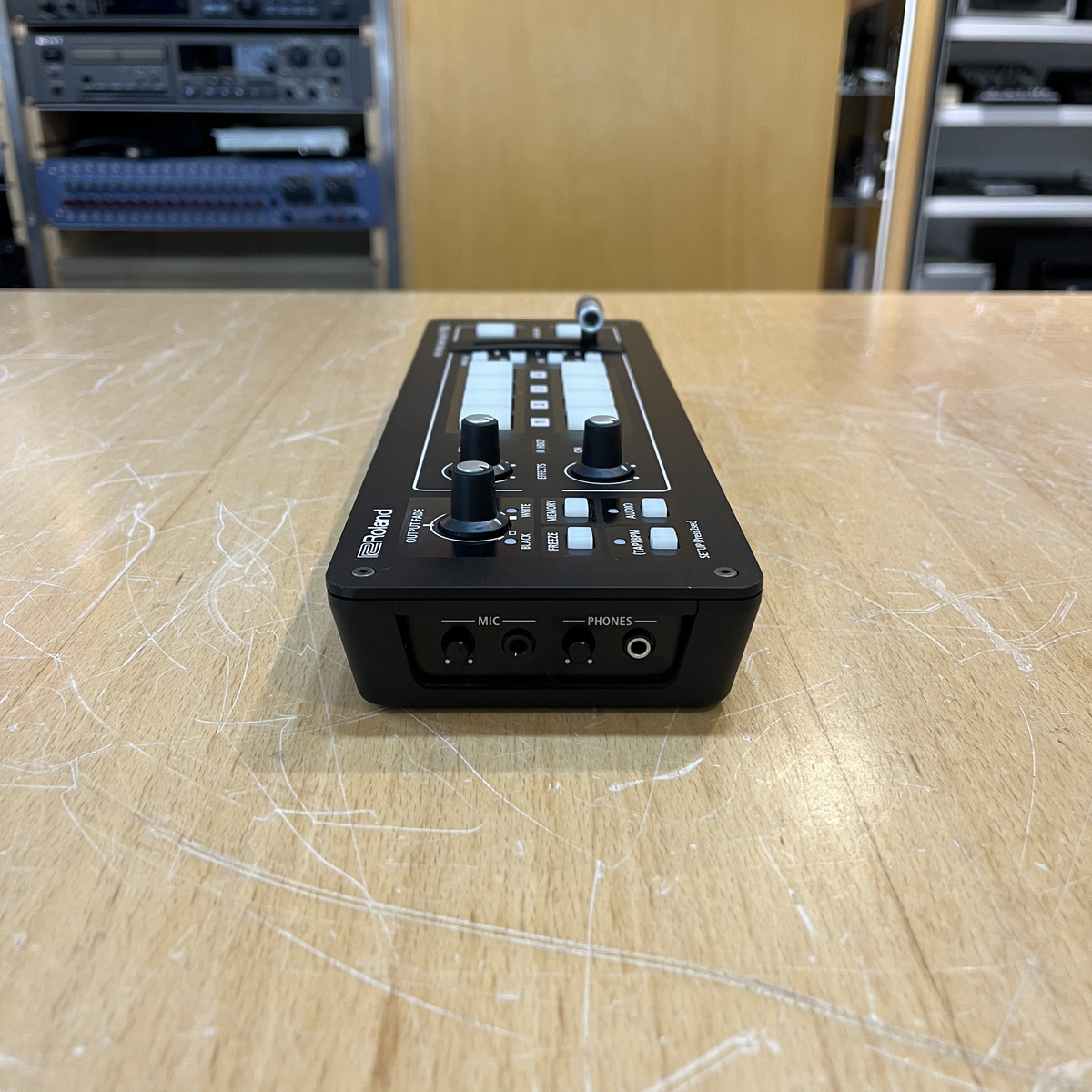 V-1HD