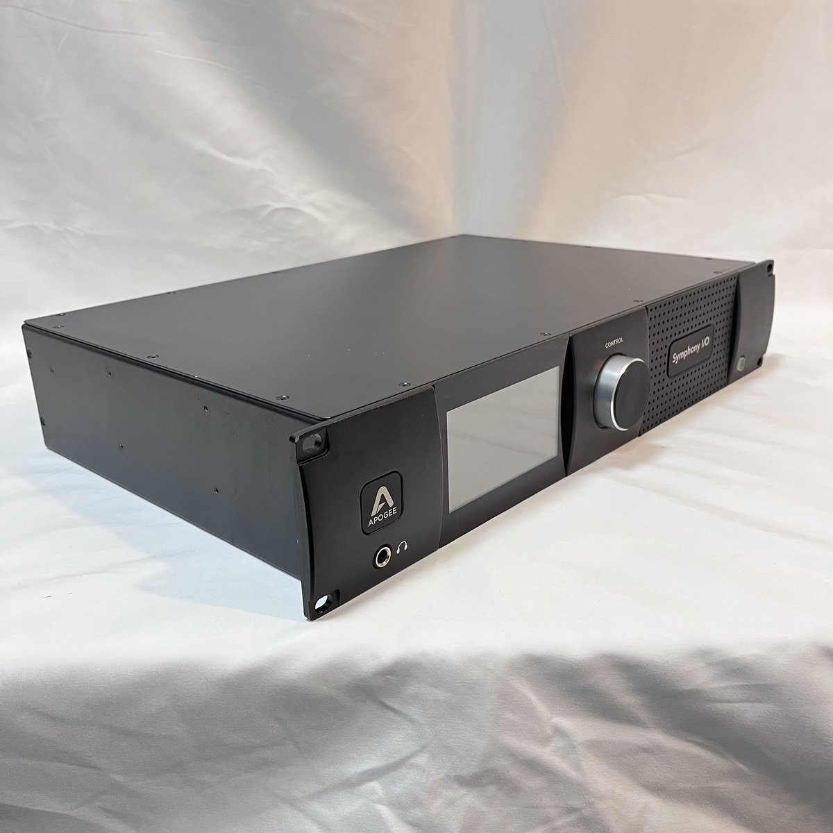 Symphony I/O MKII Thunderbolt Chassis with 8x8 Analog I/O + 8x8 AES/Optical I/O + 2-Ch S/PDIF
