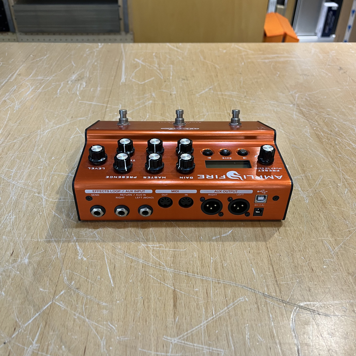 ギター Atomic amplifire3 Atomic AmpliFIRE Multi-Effect and Amp Modeler – Chicago Music Exchange