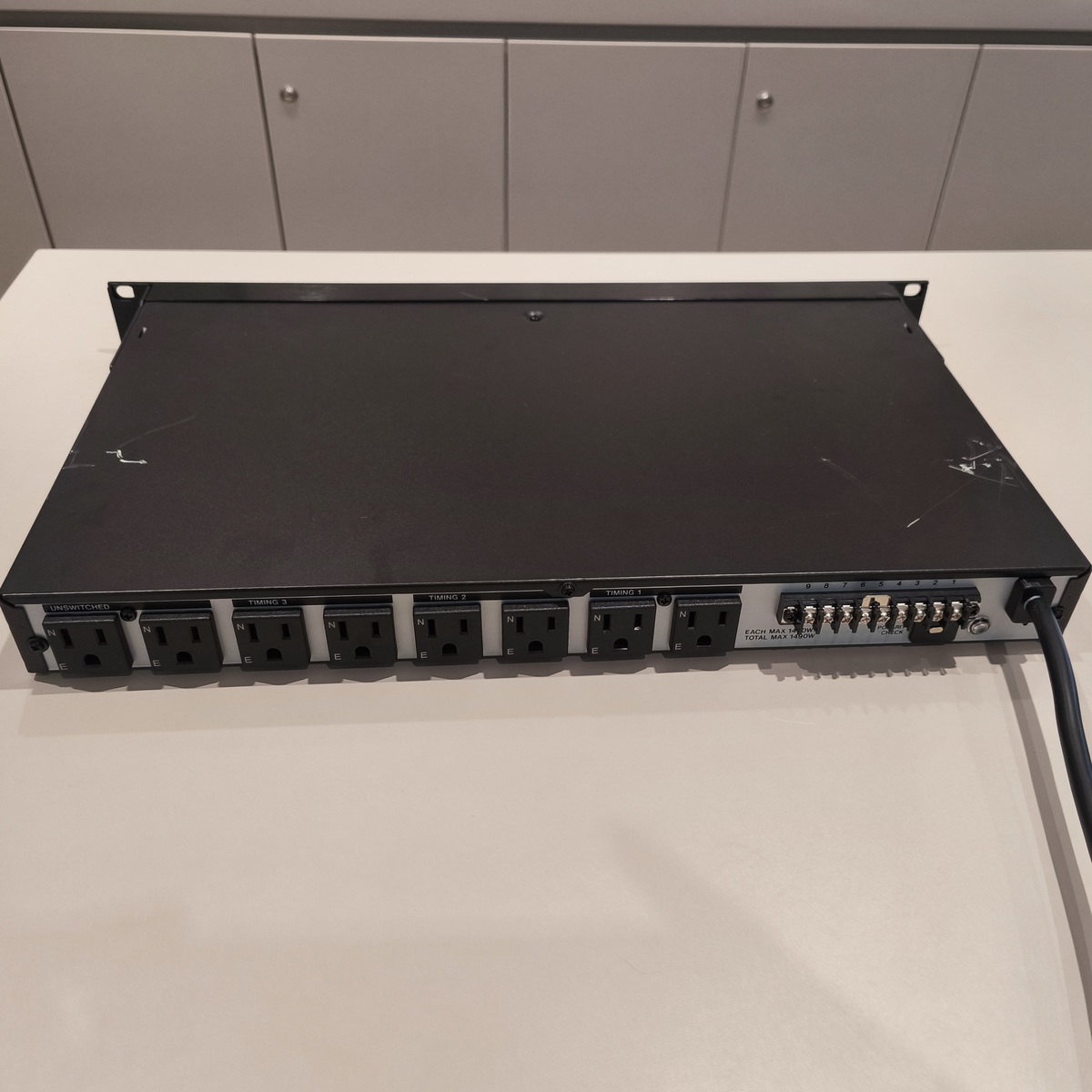 AV-P2803