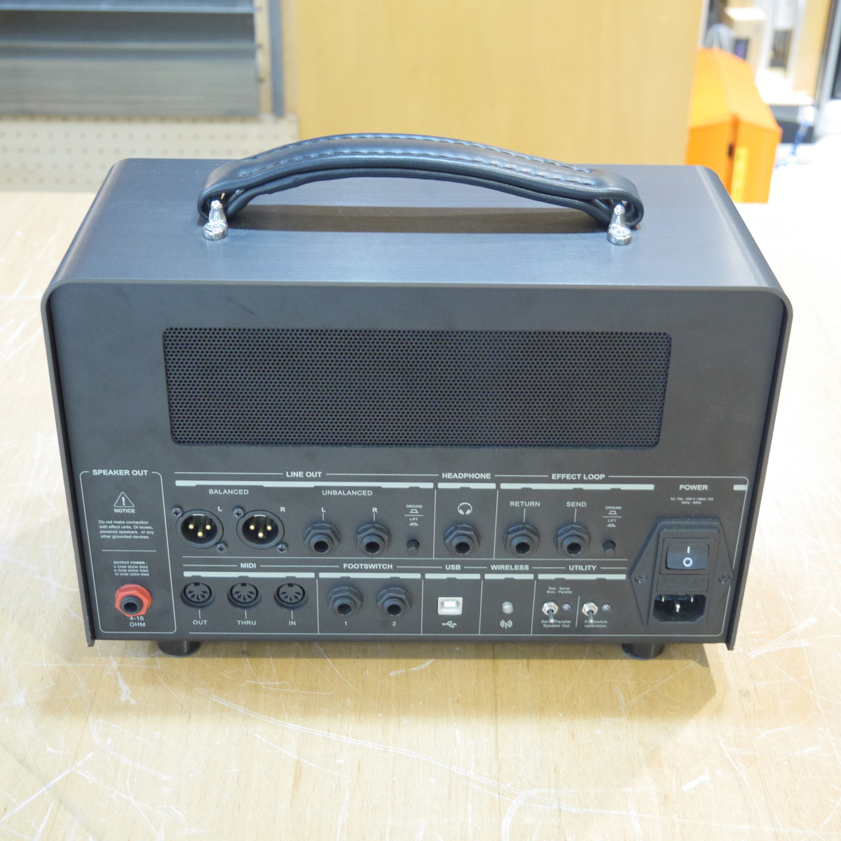 BIAS Head 店頭展示機