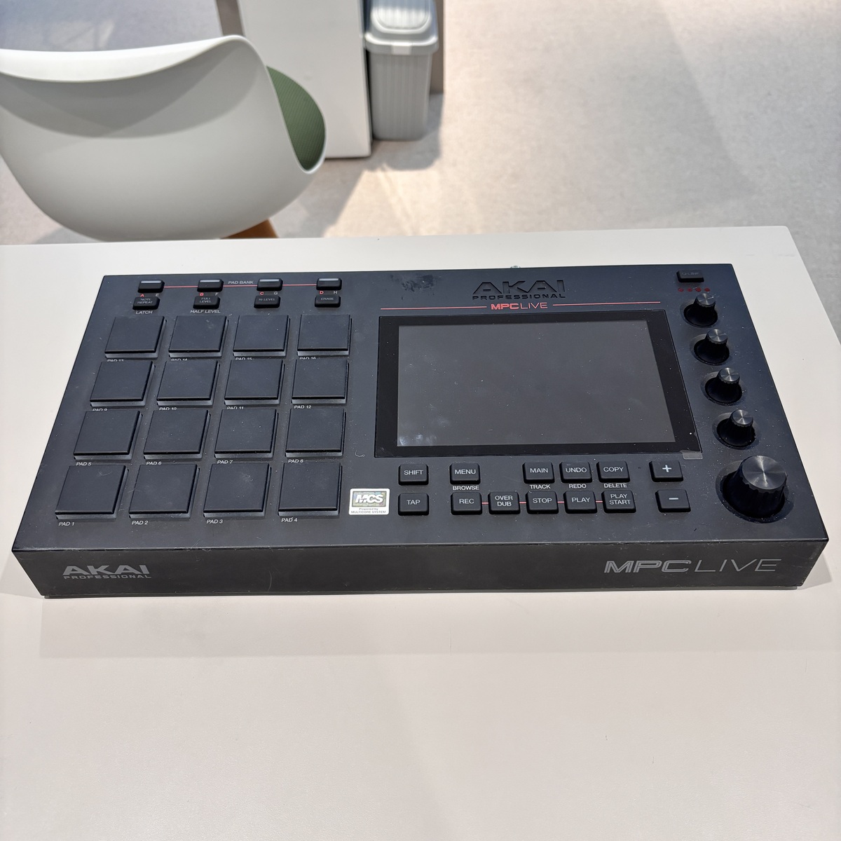MPC LIVE 