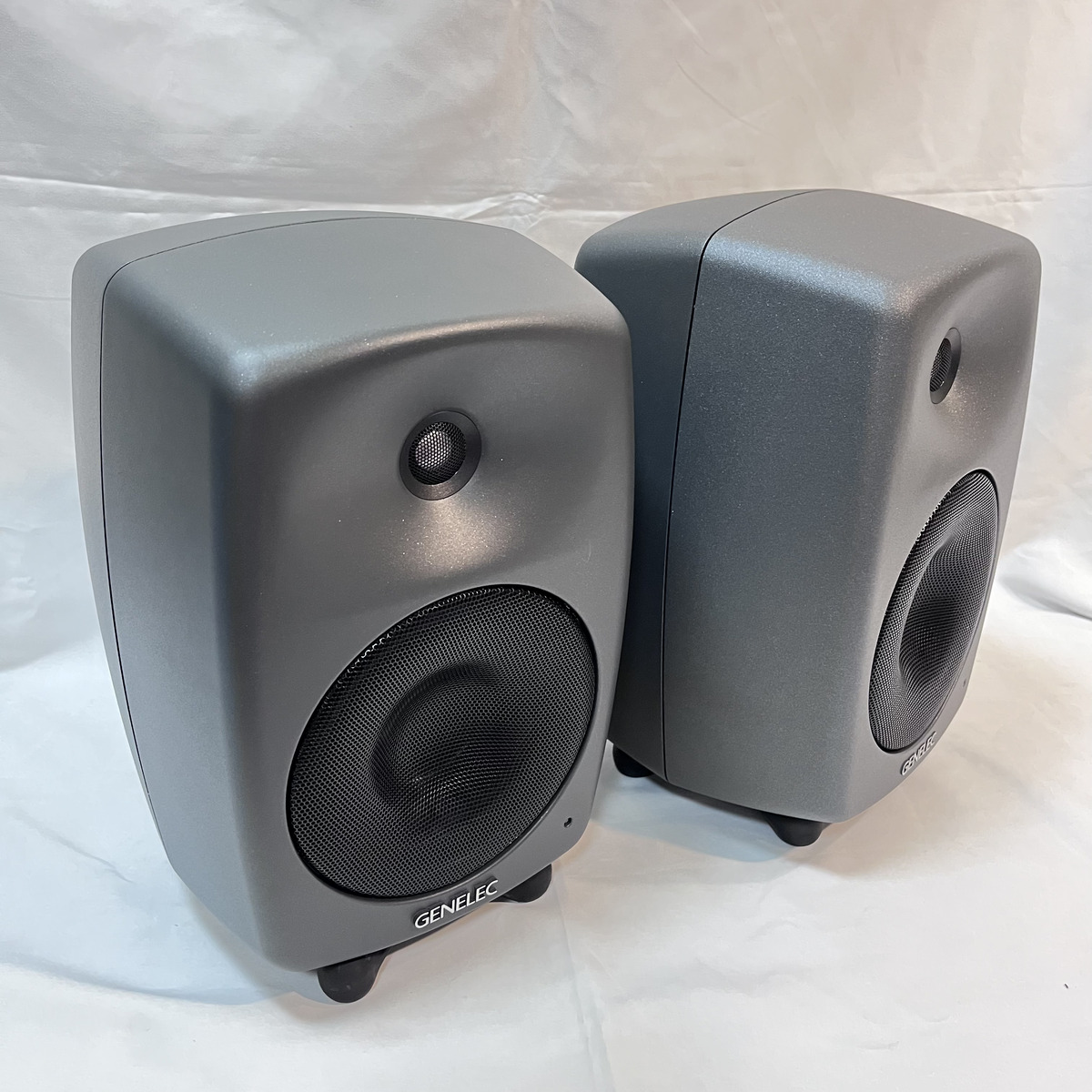 8340APM(1pair)