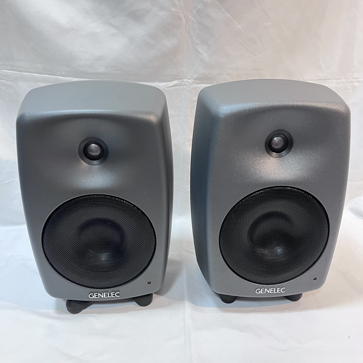 8340APM(1pair)