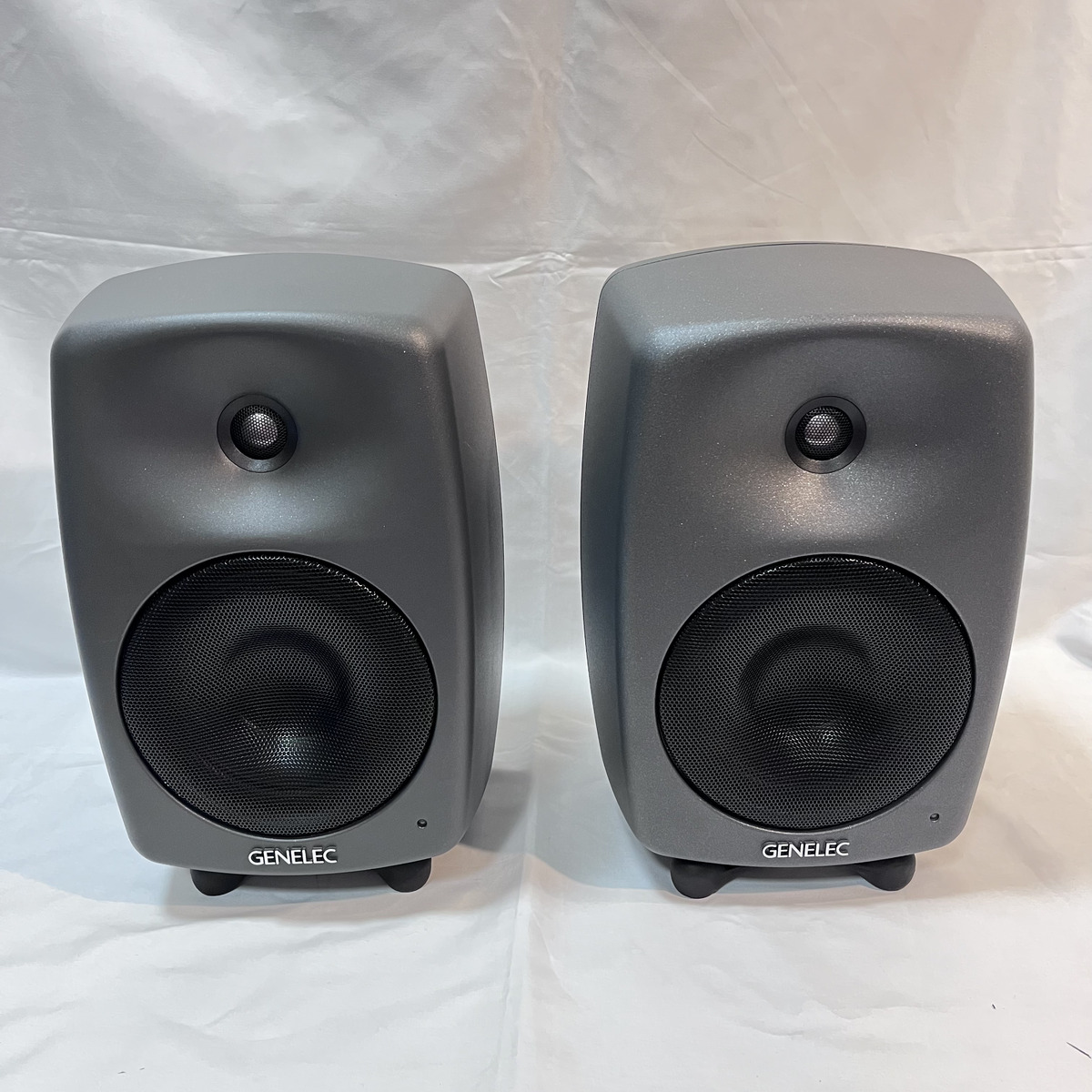 8340APM(1pair)