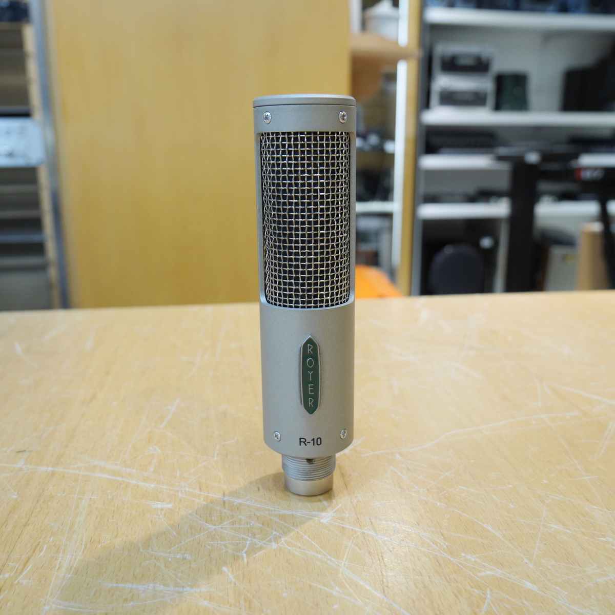 R-10