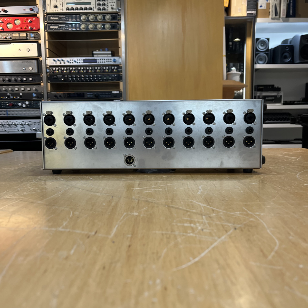 Lunch Box 11Slot+PSU