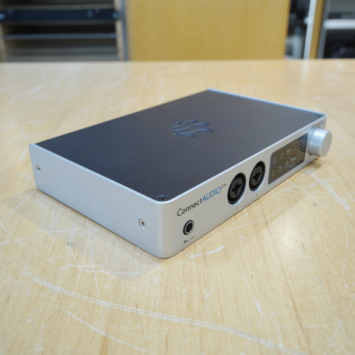 ConnectAUDIO 2/4