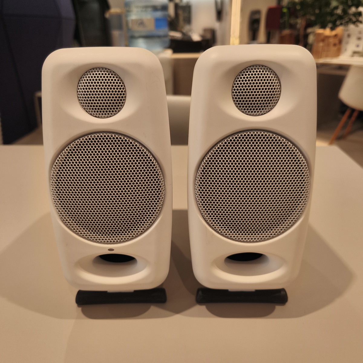 iLoud Micro Monitor White Special Edition