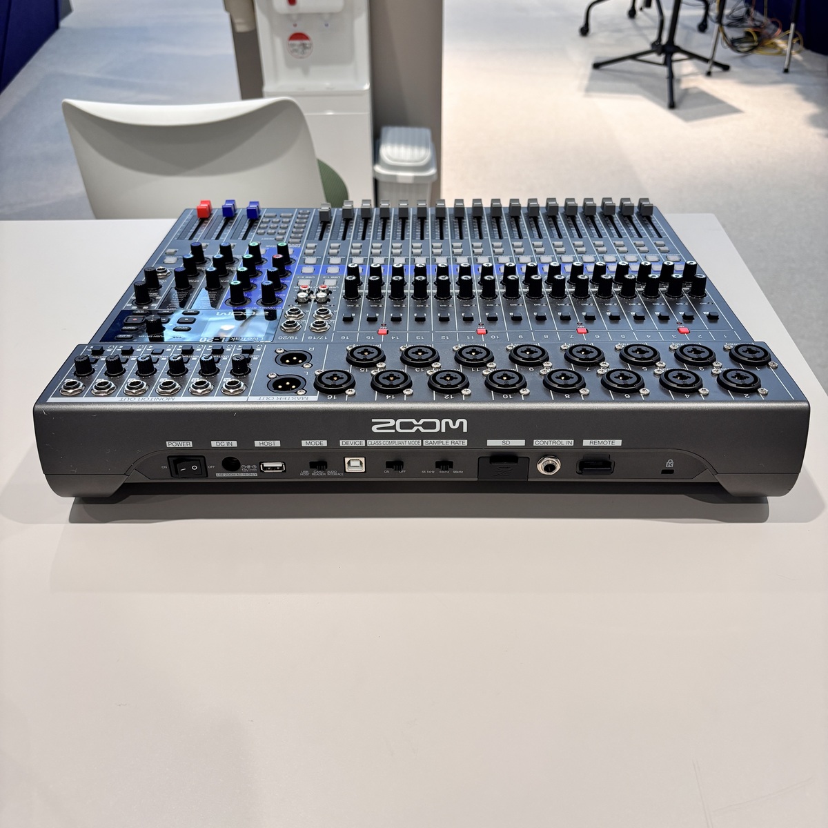 Live Track L-20